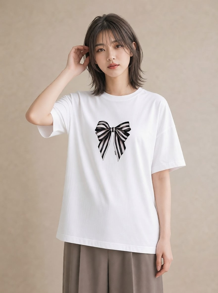 半袖Tシャツ レディース リボン 蝶結び ナチュラル アンティーク イラスト ラフカジュアル 在宅 公園 白T YMAZO