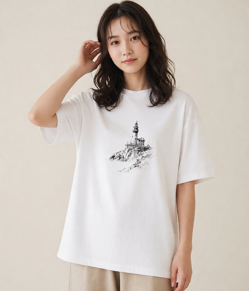 Tシャツ レディース 灯台 霧 海 ナチュラル アンティーク イラスト シック 姉妹 送別ギフト 白T YMAZO