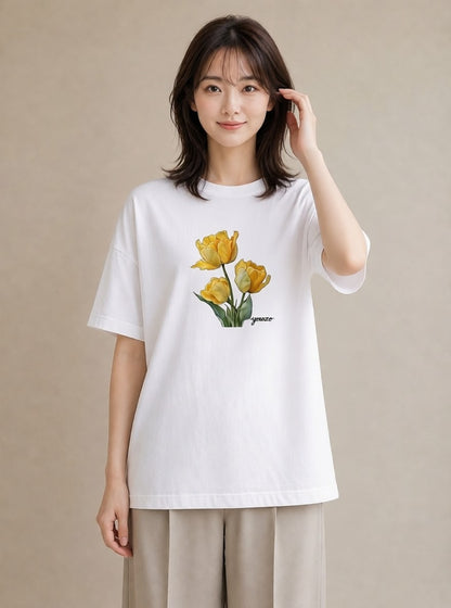 プリントTシャツ レディース チューリップ 花 花柄 イラスト ラフ 女性向けギフト 散歩 白T YMAZO