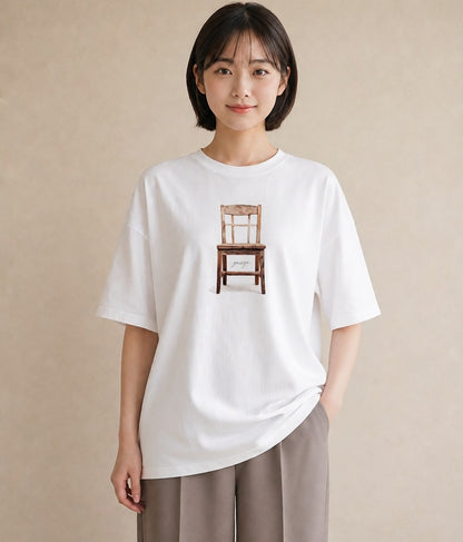 プリントTシャツ レディース 窓辺の椅子 窓辺 椅子 ナチュラル アンティーク イラスト こなれ感 母の日 ビーチ 白T YMAZO