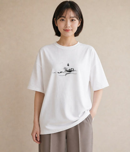 半袖Tシャツ レディース 灯台 霧 海 ナチュラル アンティーク イラスト ボタニカル ラフ レイヤード 白T YMAZO