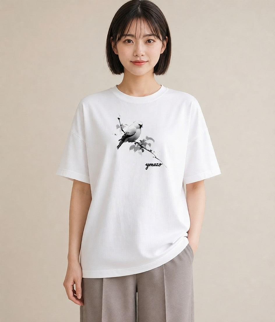 グラフィックTシャツ レディース 遠い家と鳥 風景 鳥 ナチュラル アンティーク イラスト アート風 旅行 母娘コーデ 白T YMAZO