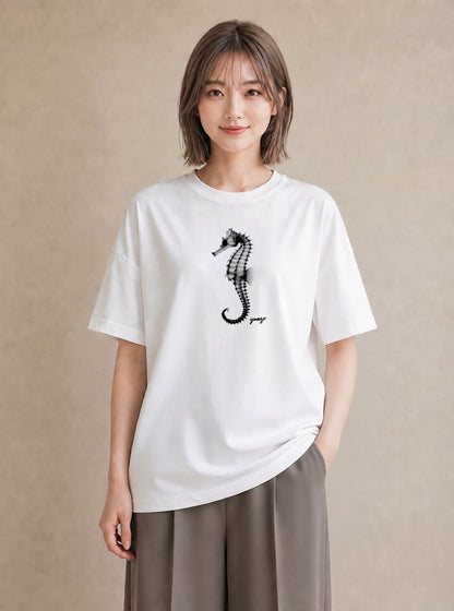 デザインTシャツ レディース タツノオトシゴ 海の生き物 海 イラスト 自分用 ルームウェア 白T YMAZO