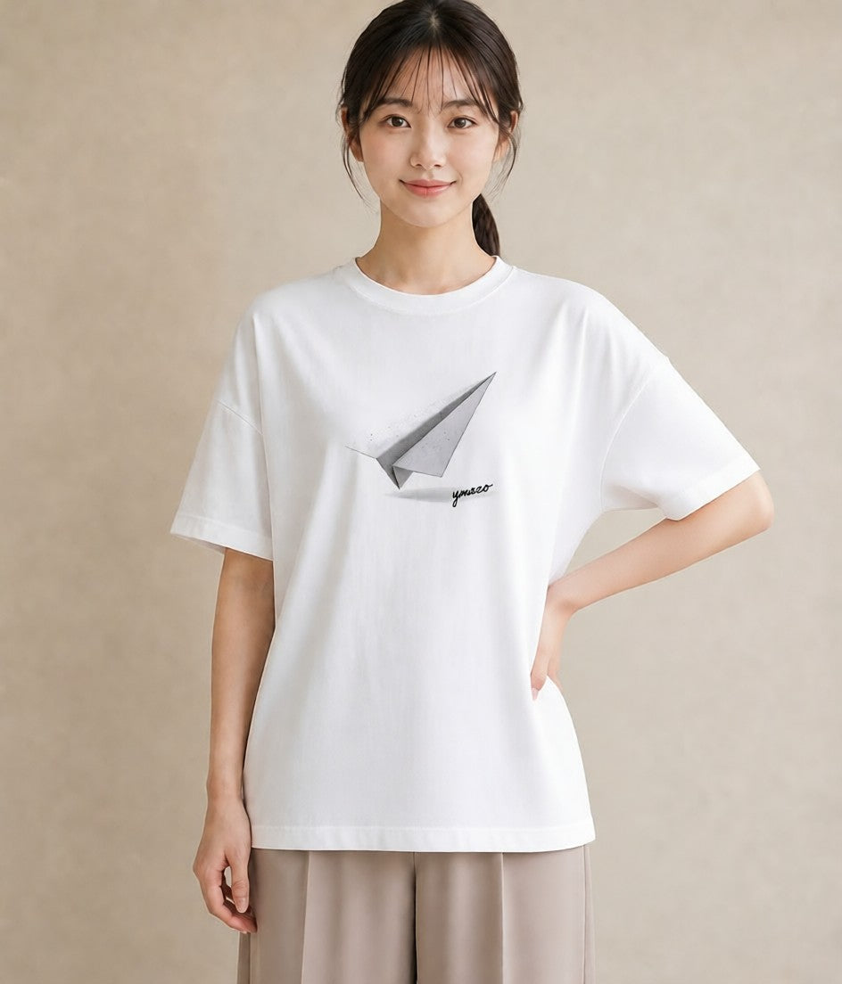 Tシャツ レディース 紙の船 水辺 ナチュラル アンティーク イラスト ラフカジュアル 秋コーデ おしゃれギフト 白T YMAZO