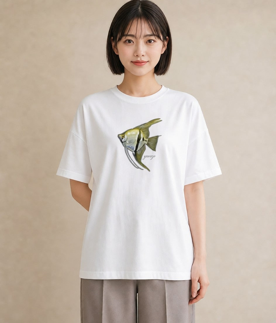 半袖Tシャツ レディース グッピー ペット 動物 イラスト 北欧風 ミセス 春コーデ 白T YMAZO