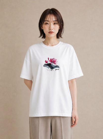 デザインTシャツ レディース 蓮 花 花柄 イラスト 可愛い カフェ服 クリスマス 白T YMAZO