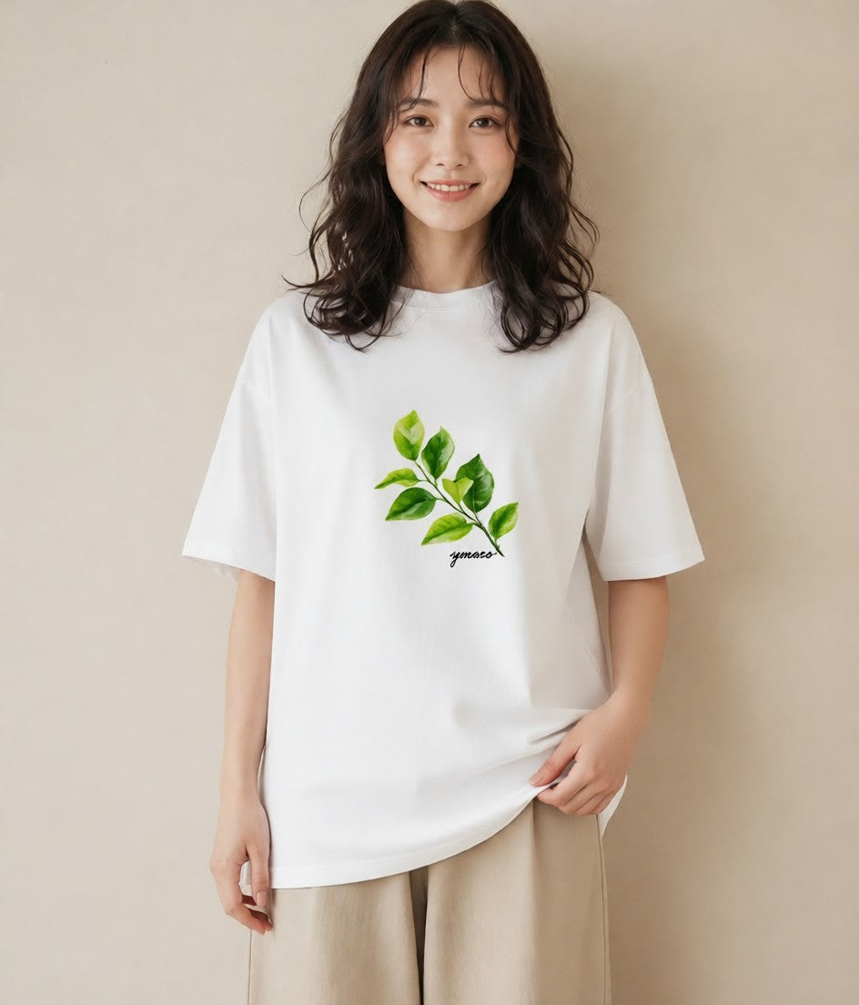 デザインTシャツ レディース 新緑 植物 ボタニカル イラスト シンプル 女性向けギフト 散歩 白T YMAZO