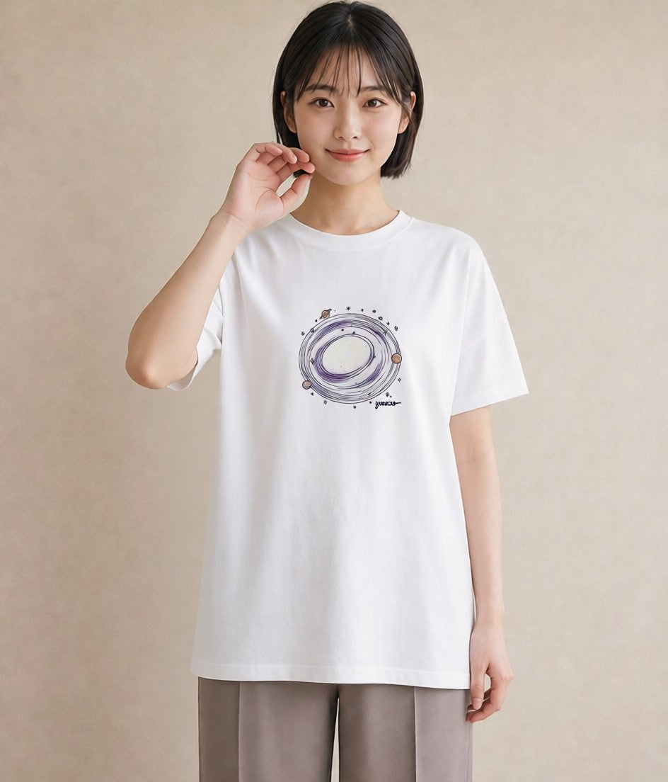 デザインTシャツ レディース 太陽 星空 宇宙 イラスト 旅行コーデ 帰省 ラフ 白T YMAZO