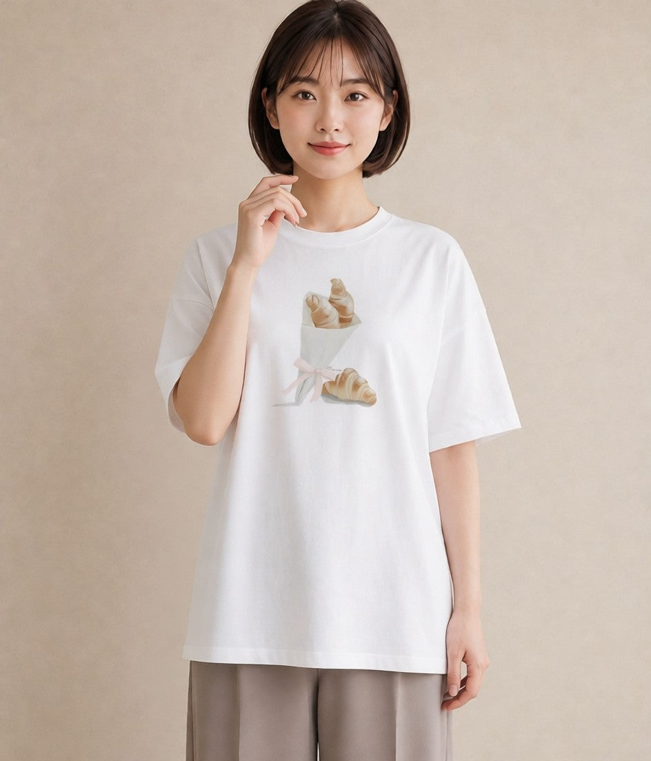 グラフィックTシャツ レディース クロワッサン 食べ物 フード イラスト 手描き風 女性向けギフト 散歩 白T YMAZO