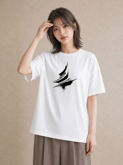 グラフィックTシャツ レディース 紙の船 水辺 ナチュラル アンティーク イラスト カジュアル 母の日 ビーチ 白T YMAZO