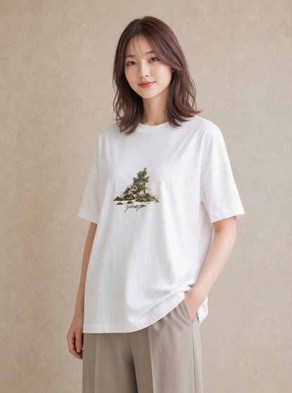 半袖Tシャツ レディース 松ぼっくり 植物 ボタニカル イラスト フェミニン 公園 ママ 白T YMAZO