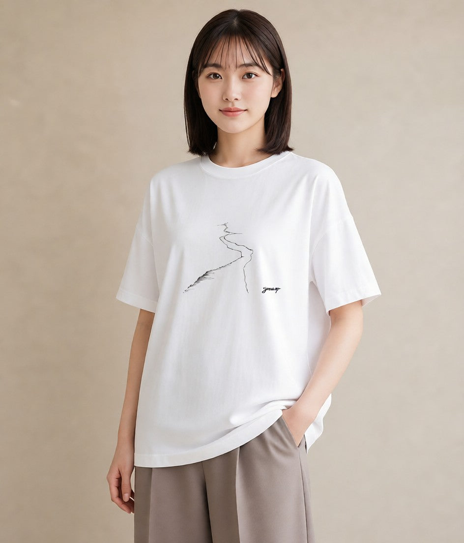 デザインTシャツ レディース 小川 橋 せせらぎ ナチュラル アンティーク イラスト 休日コーデ ミセス 春コーデ 白T YMAZO