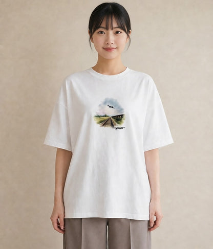 デザインTシャツ レディース 駅のホーム ローカル線 駅 ナチュラル アンティーク イラスト シック カジュアルコーデ 買い物 白T YMAZO