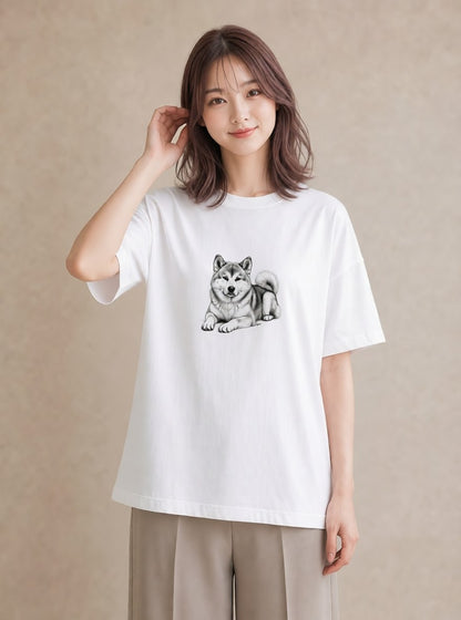 デザインTシャツ レディース 秋田犬 犬 いぬ イラスト フェミニン ミセス 春コーデ 白T YMAZO