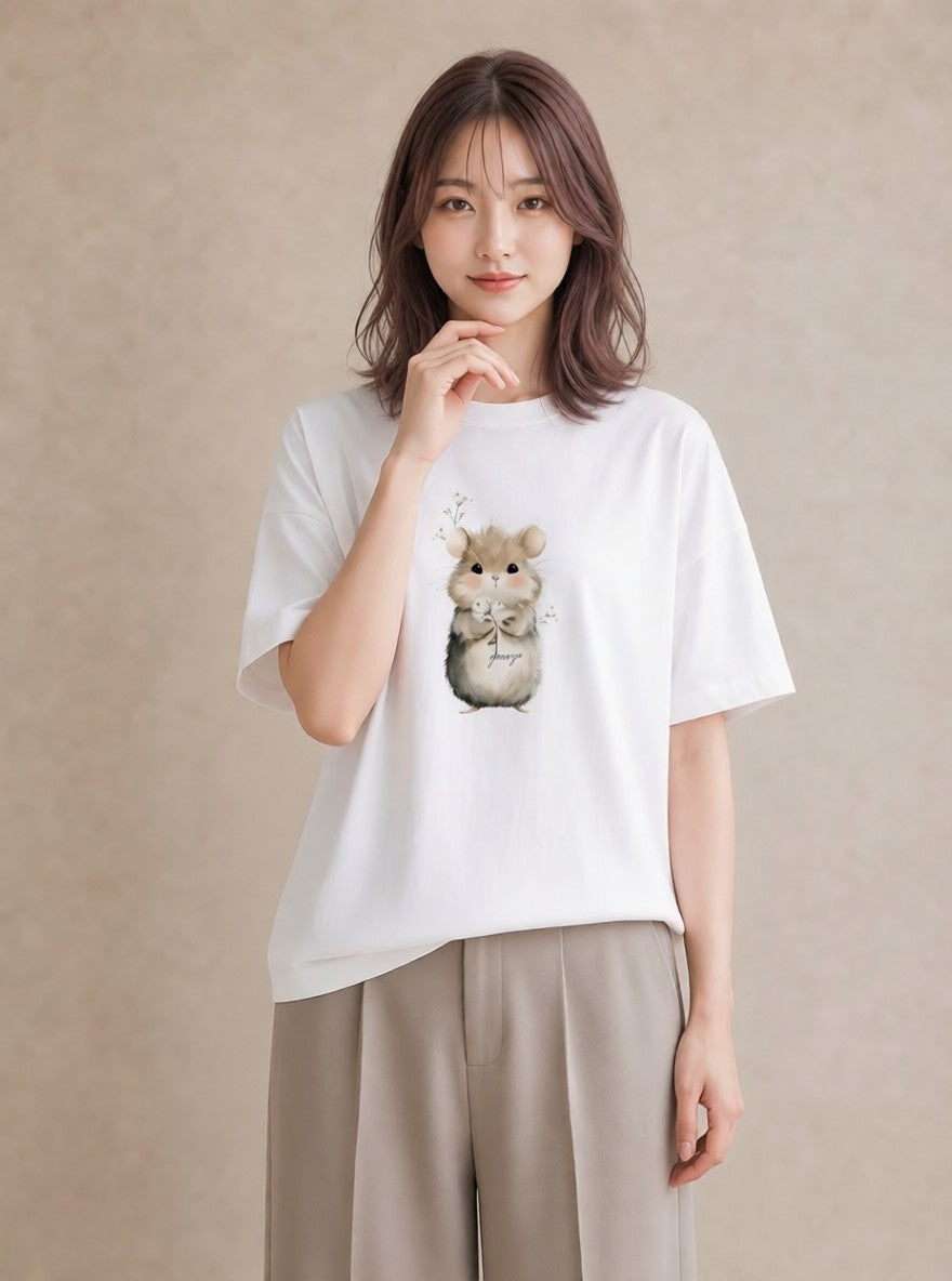 プリントTシャツ レディース キンクマハムスター ペット 動物 イラスト カジュアル 公園 ママ 白T YMAZO