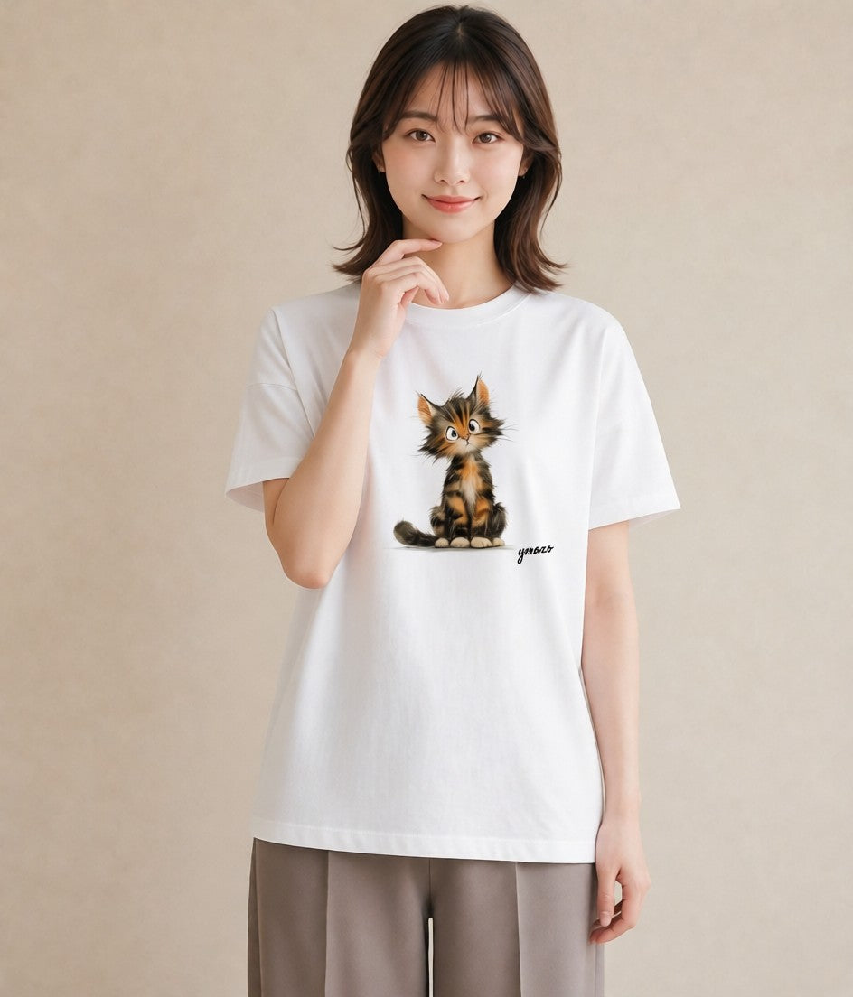 デザインTシャツ レディース 三毛猫 みけねこ 三毛 猫 ねこ イラスト 手描き風 お出かけ 普段着 白T YMAZO