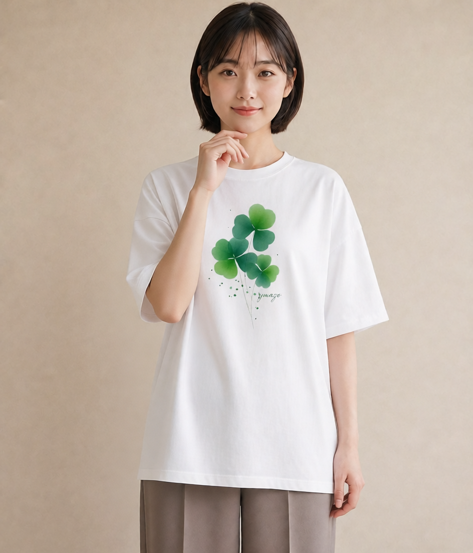グラフィックTシャツ レディース クローバー 四つ葉 花 花柄 イラスト シンプル 普段着 週末コーデ 白T YMAZO