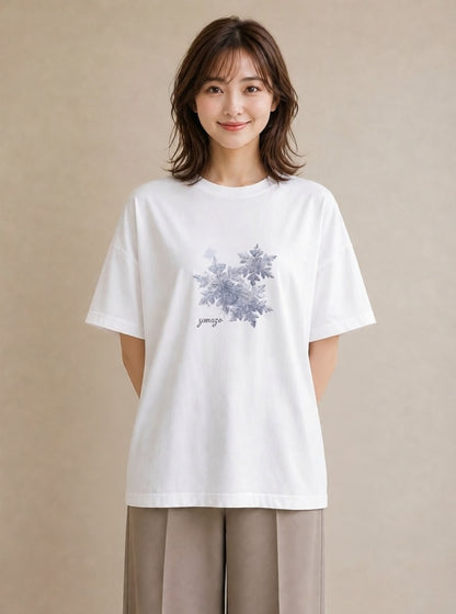 プリントTシャツ レディース 雪の結晶 星空 宇宙 イラスト ニュアンス 休日 ペアコーデ 白T YMAZO