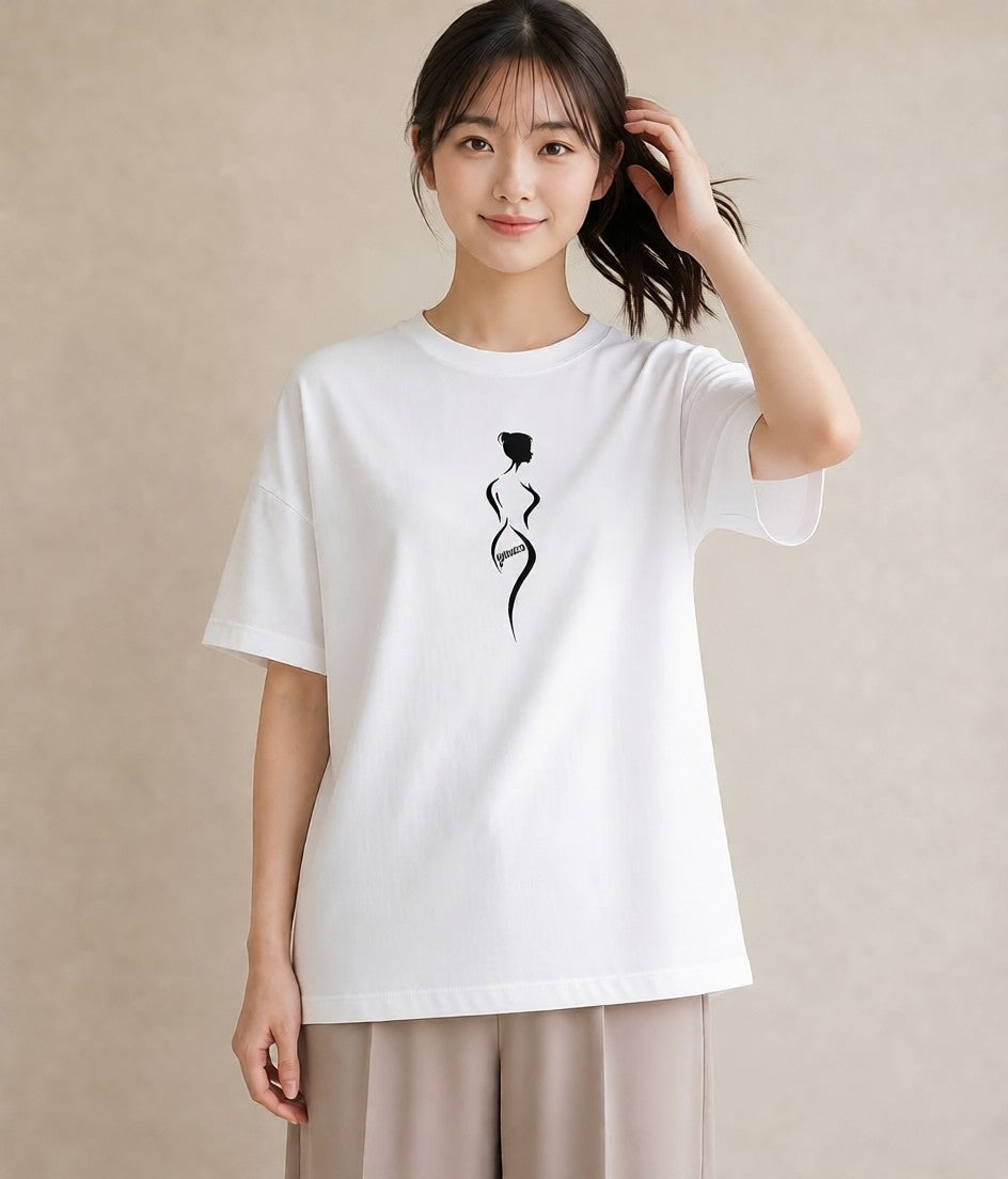 プリントTシャツ レディース 女の子 ガール 後ろ姿 イラスト ユニーク カフェ巡り 女子会 白T YMAZO