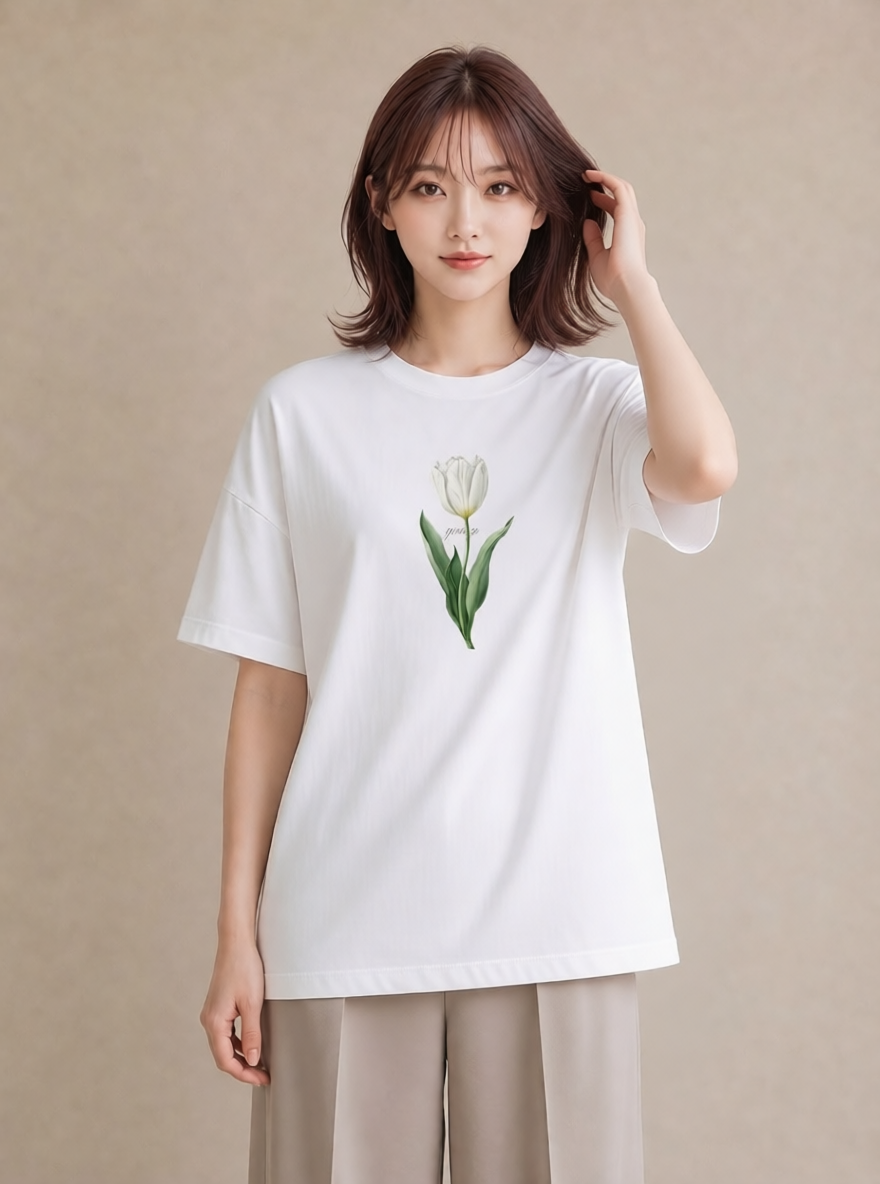 Tシャツ レディース チューリップ 花 花柄 イラスト きれいめカジュアル デイリーウェア 休日 白T