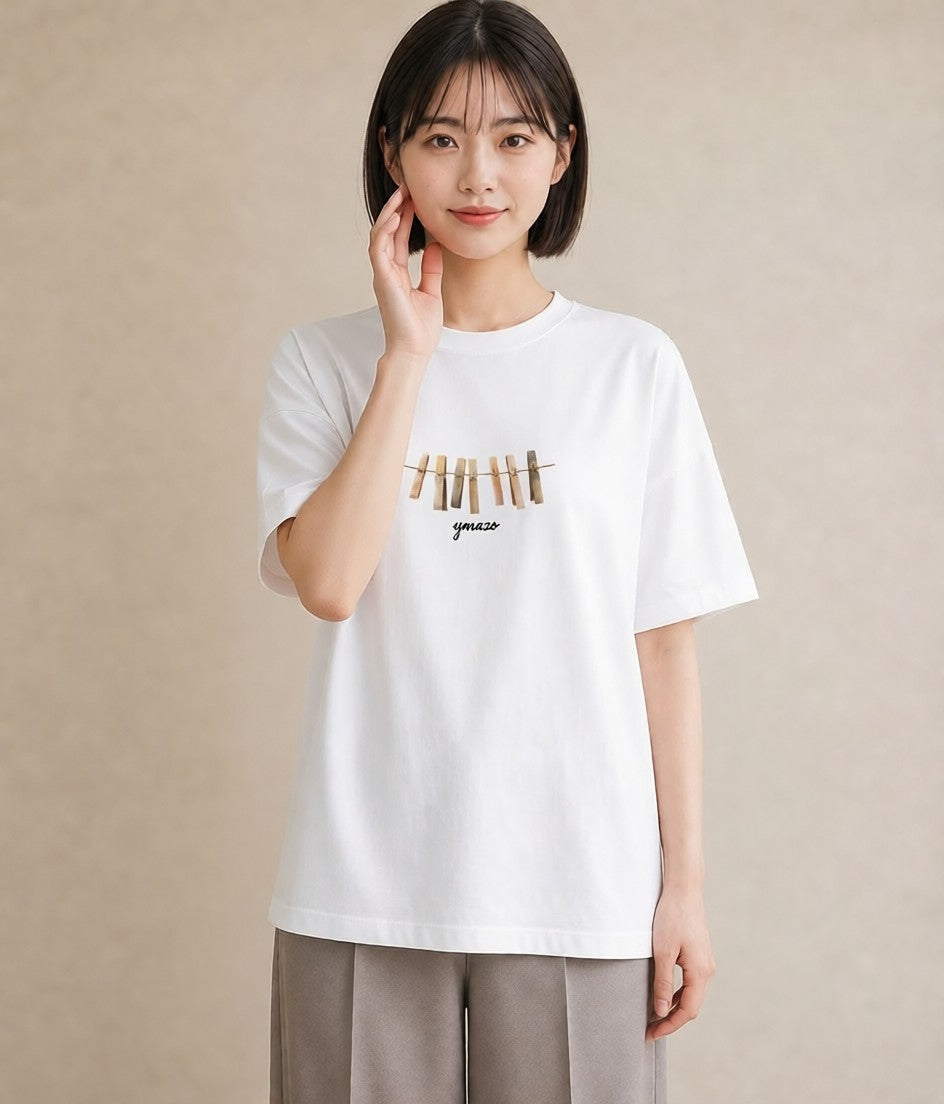 グラフィックTシャツ レディース 洗濯物 風 ナチュラル アンティーク イラスト こなれ感 春コーデ 姉妹 白T YMAZO