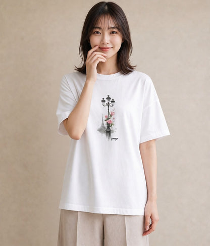グラフィックTシャツ レディース 街灯 夜霧 夜 ナチュラル アンティーク イラスト 旅行コーデ 春服 ミセス 白T YMAZO