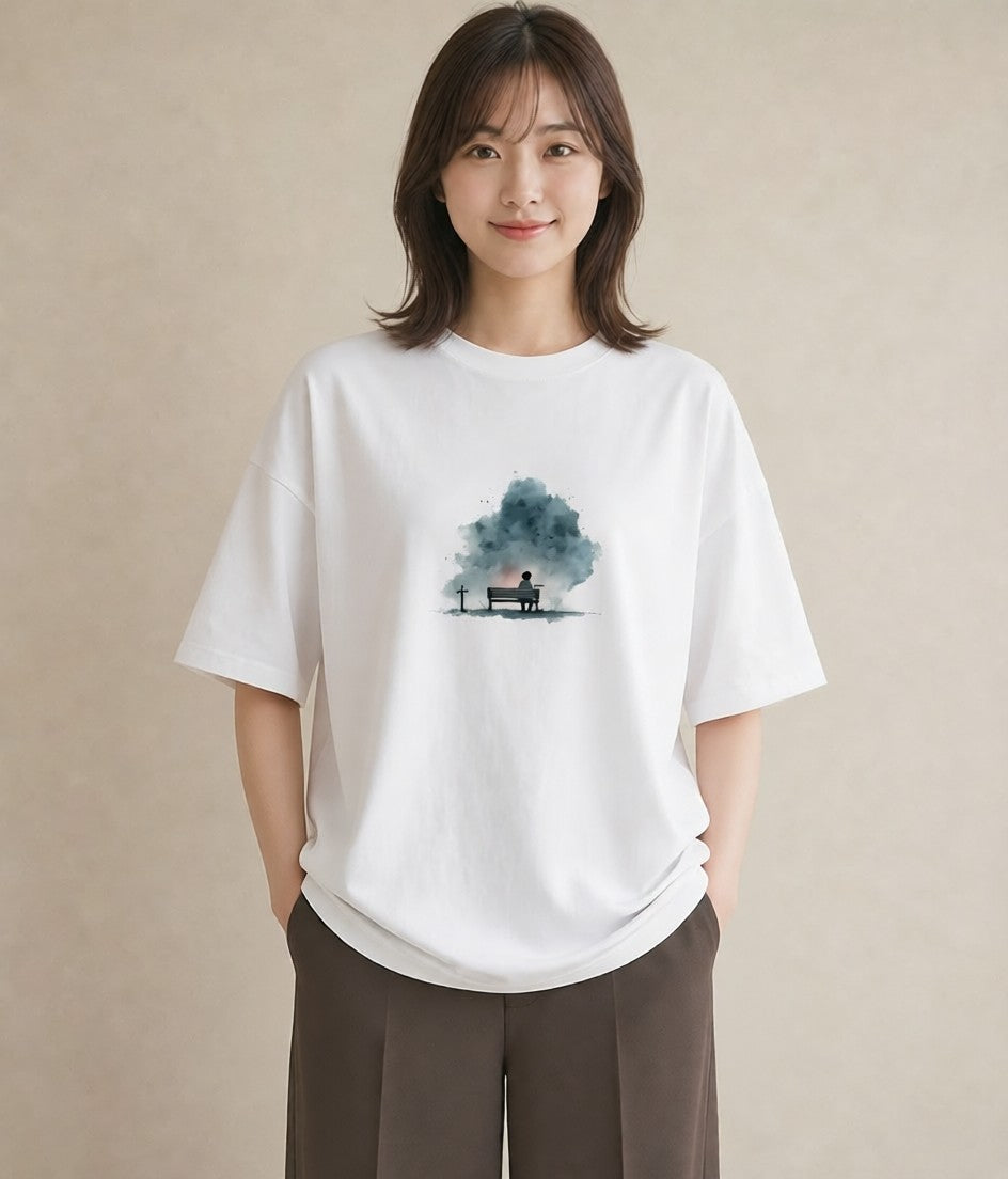 半袖Tシャツ レディース 雨上がりのベンチ ベンチ ナチュラル アンティーク イラスト 水彩風 姉妹 送別ギフト 白T YMAZO
