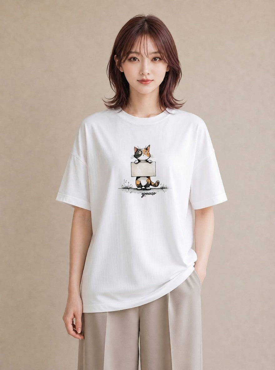 デザインTシャツ レディース サビ猫 猫 ねこ イラスト ヴィンテージ風 海 カフェ巡り 白T YMAZO