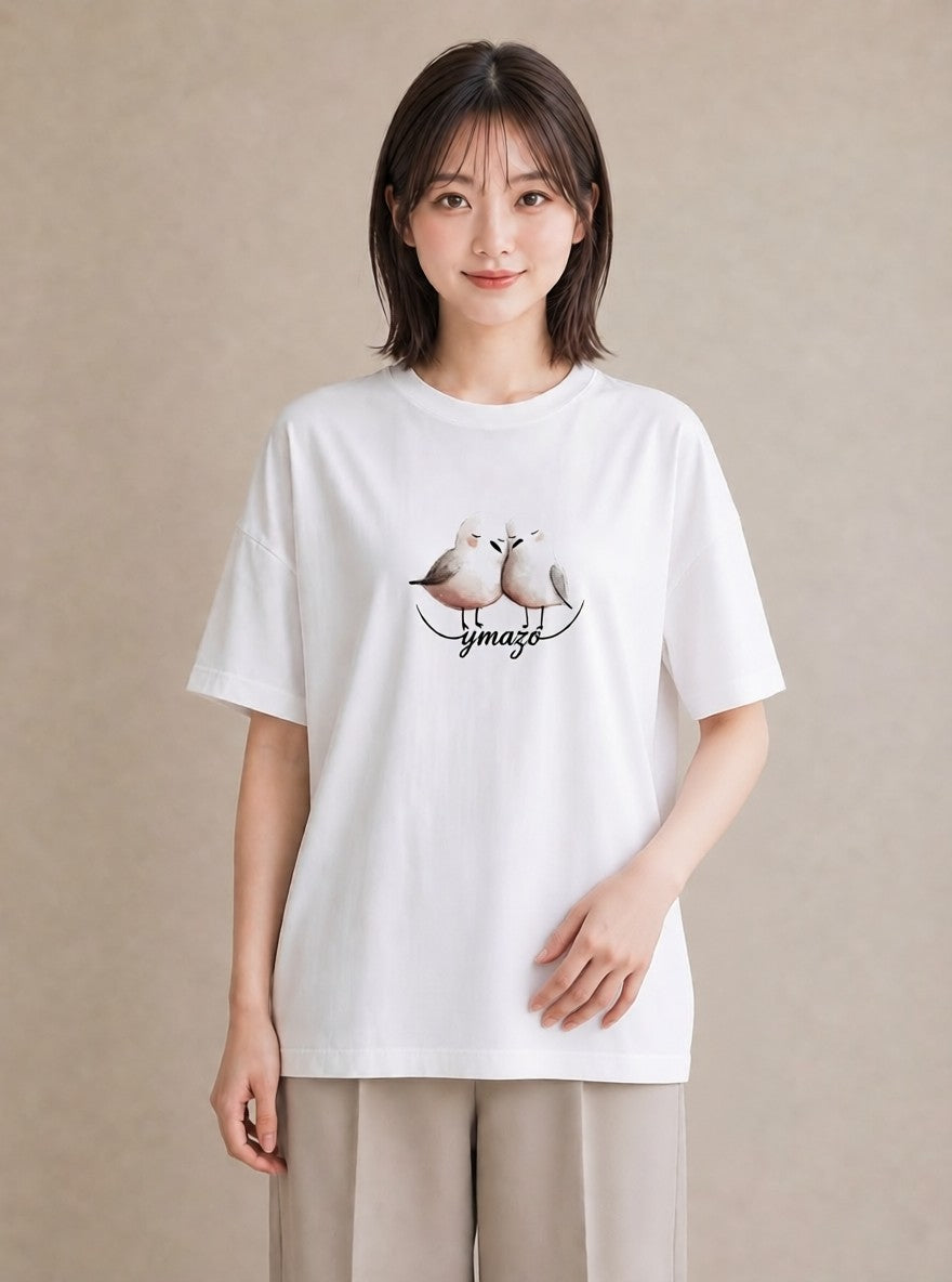 Tシャツ レディース 遠い家と鳥 風景 鳥 ナチュラル アンティーク イラスト 普段使い 誕生日プレゼント 綿100 白T YMAZO