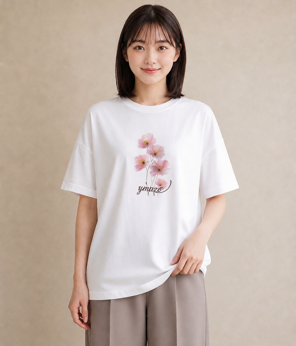 デザインTシャツ レディース コスモス 秋桜 花 花柄 イラスト 北欧風 帰省 ラフ 白T