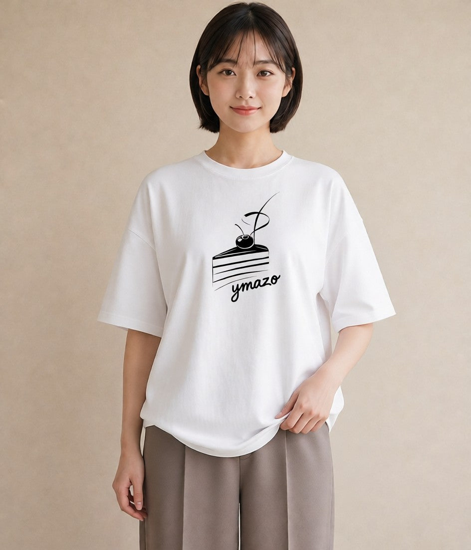 Tシャツ レディース スイーツ お菓子 デザート イラスト 休日コーデ 20代 カジュアルコーデ 白T YMAZO