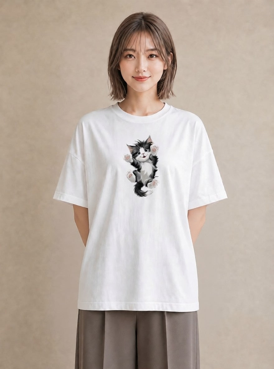 グラフィックTシャツ レディース 靴下猫 猫 ねこ イラスト カジュアル 20代 カジュアルコーデ 白T YMAZO