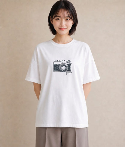 デザインTシャツ レディース カメラ フィルムカメラ レトロカメラ イラスト ラフ ビーチ デイリーウェア 白T YMAZO