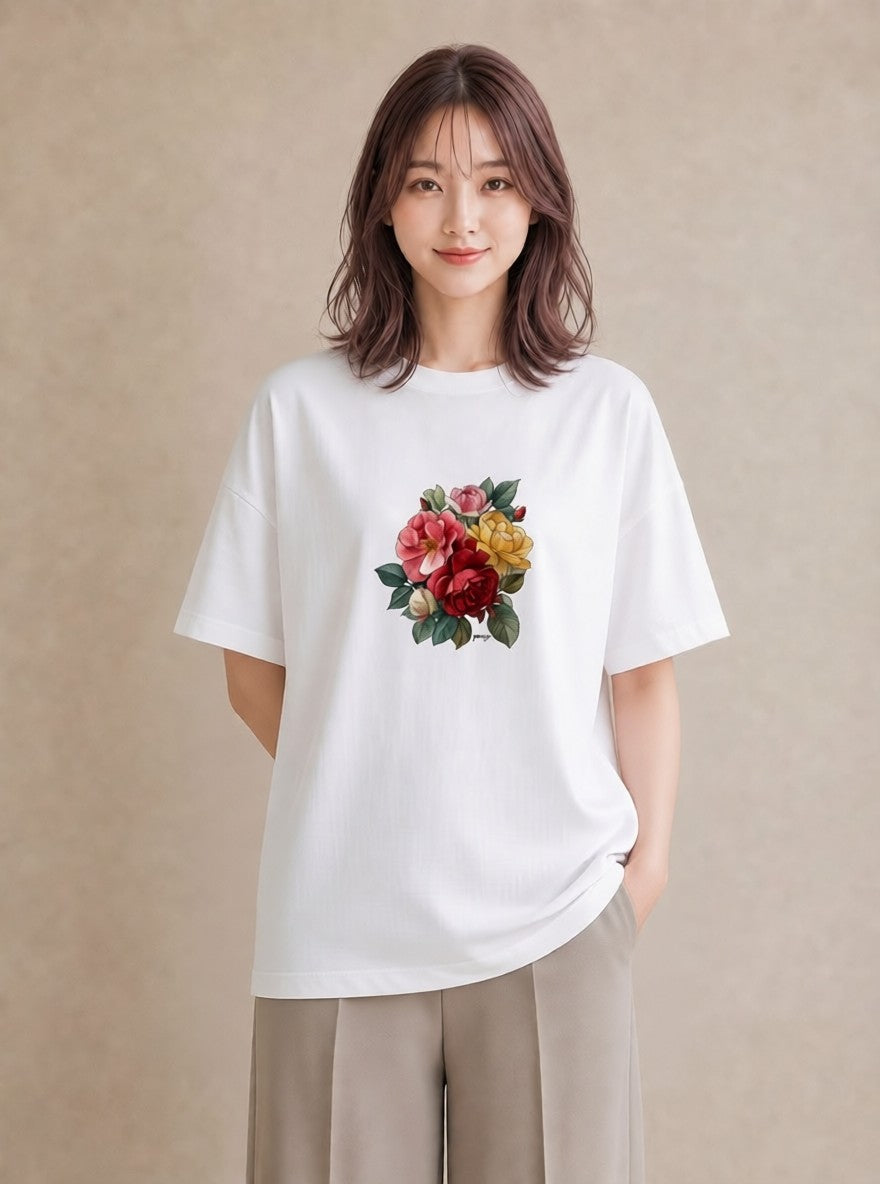 半袖Tシャツ レディース 椿 花 花柄 イラスト 水彩風 女性向けギフト 散歩 白T