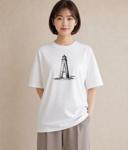 デザインTシャツ レディース 灯台 霧 海 ナチュラル アンティーク イラスト 可愛い デイリーウェア 休日 白T YMAZO