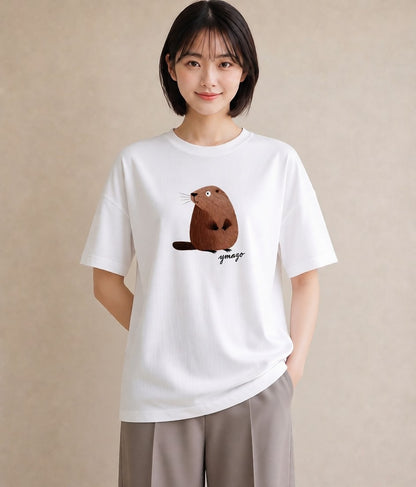 半袖Tシャツ レディース コツメカワウソ 動物 アニマル イラスト 線画 女性向けギフト 散歩 白T YMAZO