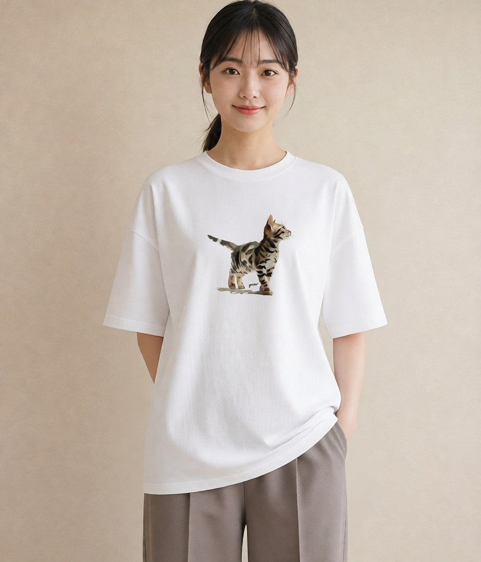 デザインTシャツ レディース 猫 ねこ イラスト アート風 海 カフェ巡り 白T YMAZO