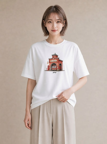 デザインTシャツ レディース 駅のホーム ローカル線 駅 ナチュラル アンティーク イラスト お洒落 誕生日プレゼント 綿100 白T YMAZO