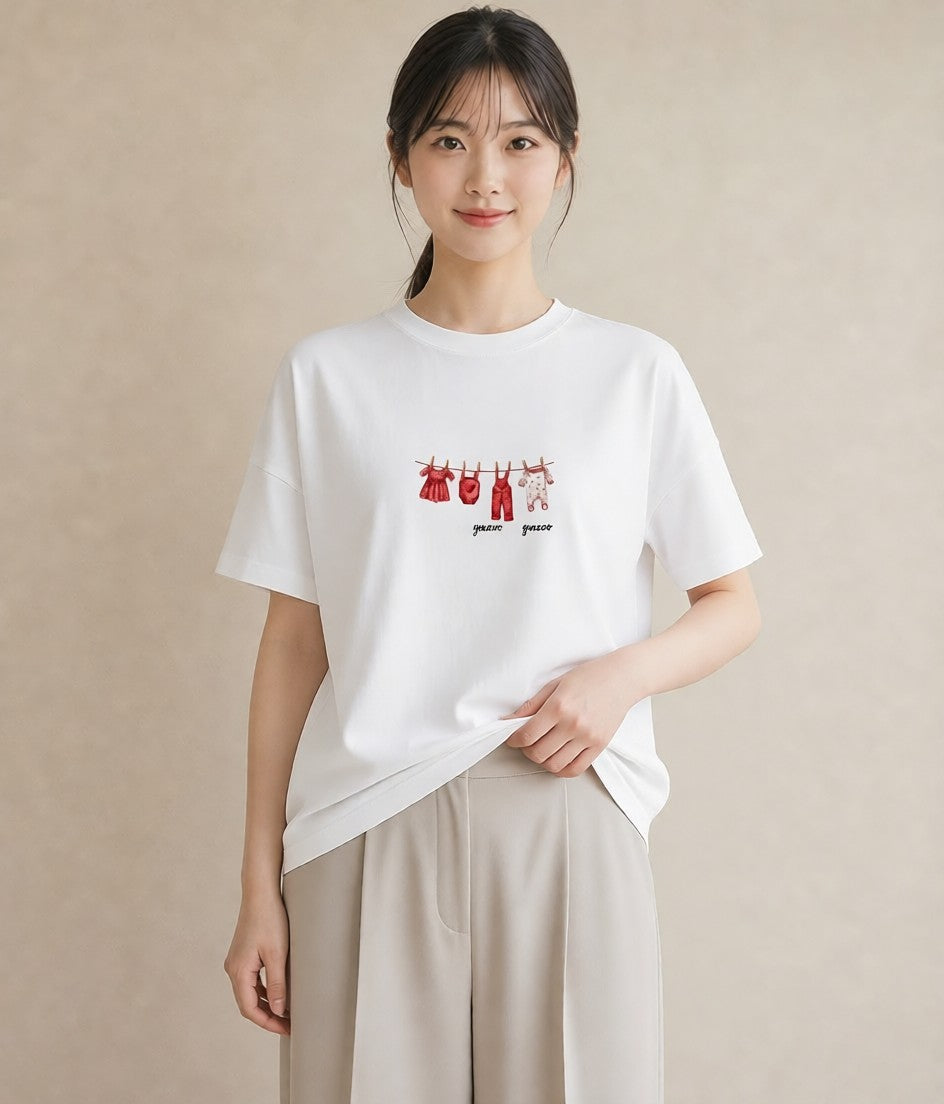 グラフィックTシャツ レディース 洗濯物 風 ナチュラル アンティーク イラスト お洒落 通勤 在宅 白T YMAZO