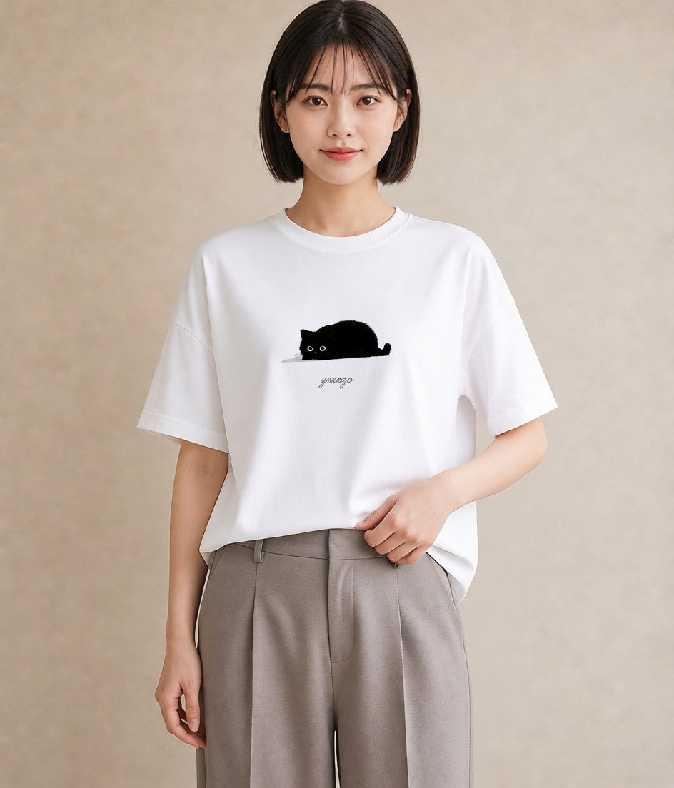 半袖Tシャツ レディース 黒猫 猫 ねこ イラスト ニュアンス 女性向けギフト 散歩 白T YMAZO