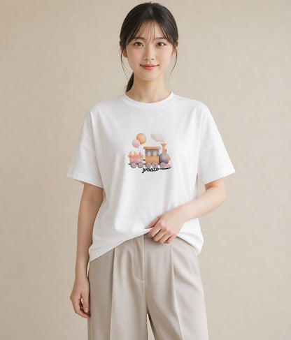 Tシャツ レディース 駅のホーム ローカル線 駅 ナチュラル アンティーク イラスト シック 旅行用 海 白T YMAZO