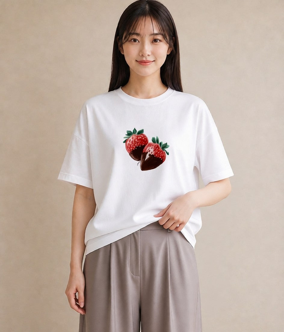 デザインTシャツ レディース ショートケーキ 食べ物 フード イラスト ガーリー 在宅 公園 白T YMAZO