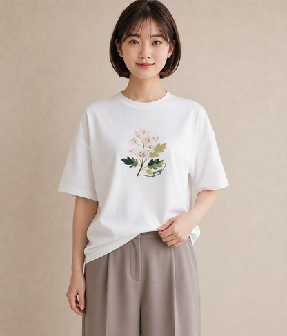 Tシャツ レディース カスミソウ かすみ草 花 花柄 イラスト ポップ ミセス 春コーデ 白T YMAZO