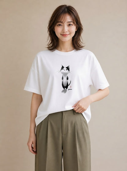 半袖Tシャツ レディース ハチワレ 白黒猫 猫 ねこ イラスト 抜け感 公園 ママ 白T YMAZO