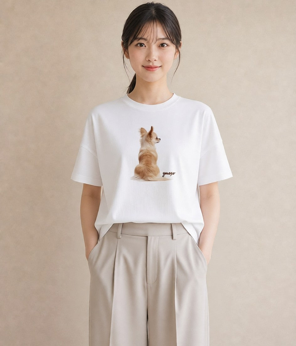 グラフィックTシャツ レディース ロングコートチワワ 犬 いぬ イラスト ミニマル 部屋着 女性向けギフト 白T YMAZO