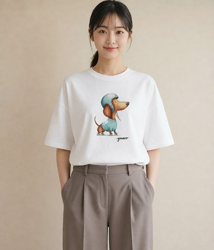 デザインTシャツ レディース ミニチュアダックスフンド 犬 いぬ イラスト カジュアルコーデ 買い物 白T YMAZO