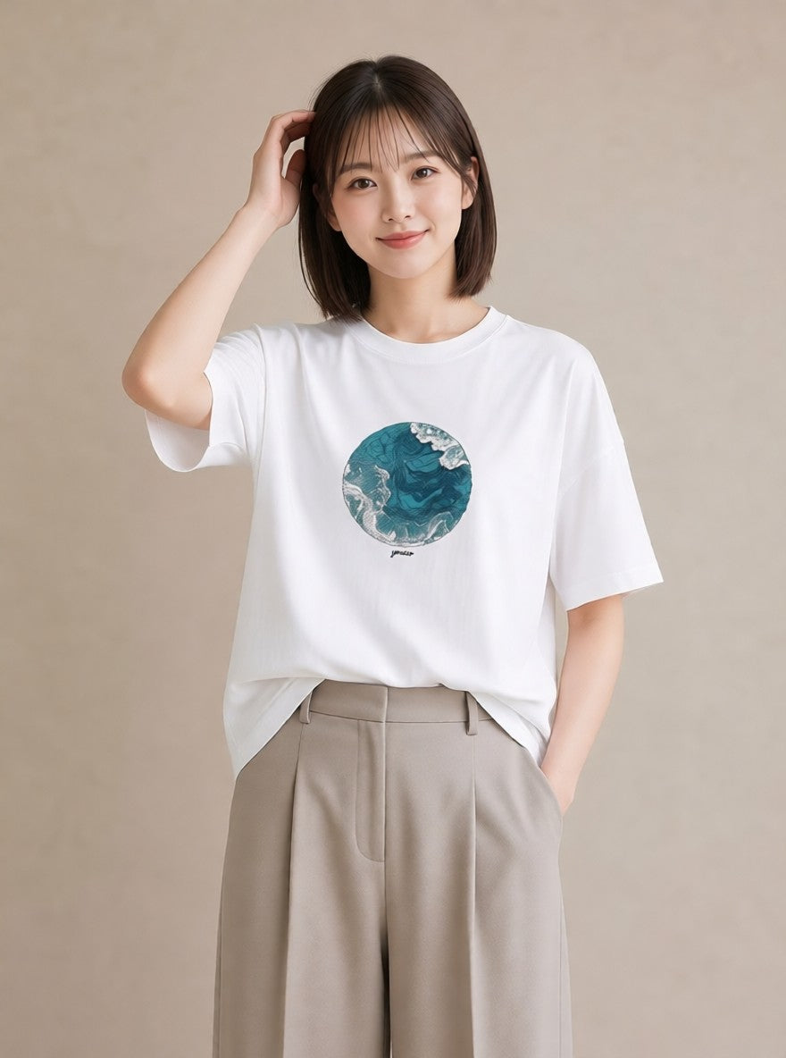 デザインTシャツ レディース 波 星空 宇宙 イラスト きれいめカジュアル 女性 旅行用 白T YMAZO