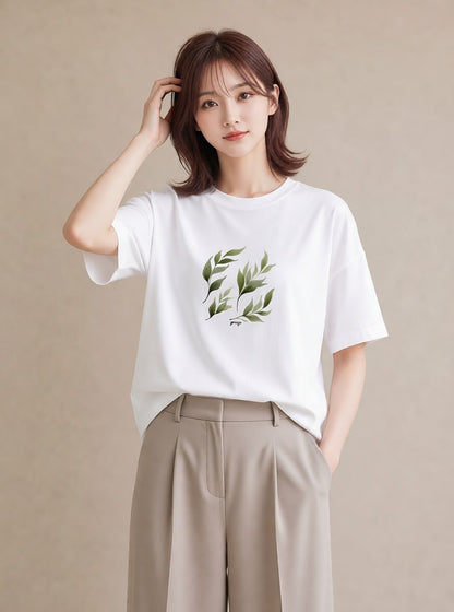 半袖Tシャツ レディース ユーカリ 植物 ボタニカル イラスト ニュアンス 秋コーデ おしゃれギフト 白T YMAZO