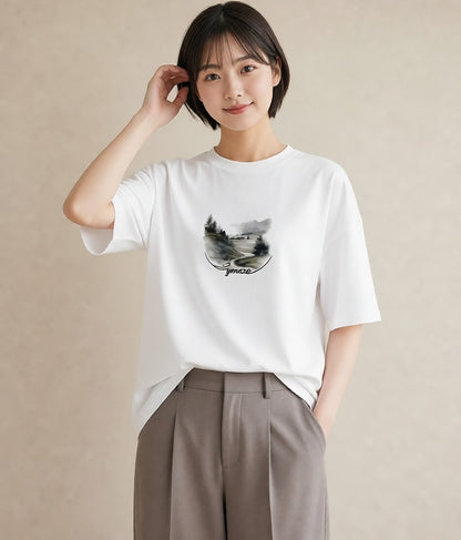 グラフィックTシャツ レディース 雨上がりの小道 雨上がり 小道 ナチュラル アンティーク イラスト ユニーク 部屋着 女性向けギフト 白T YMAZO