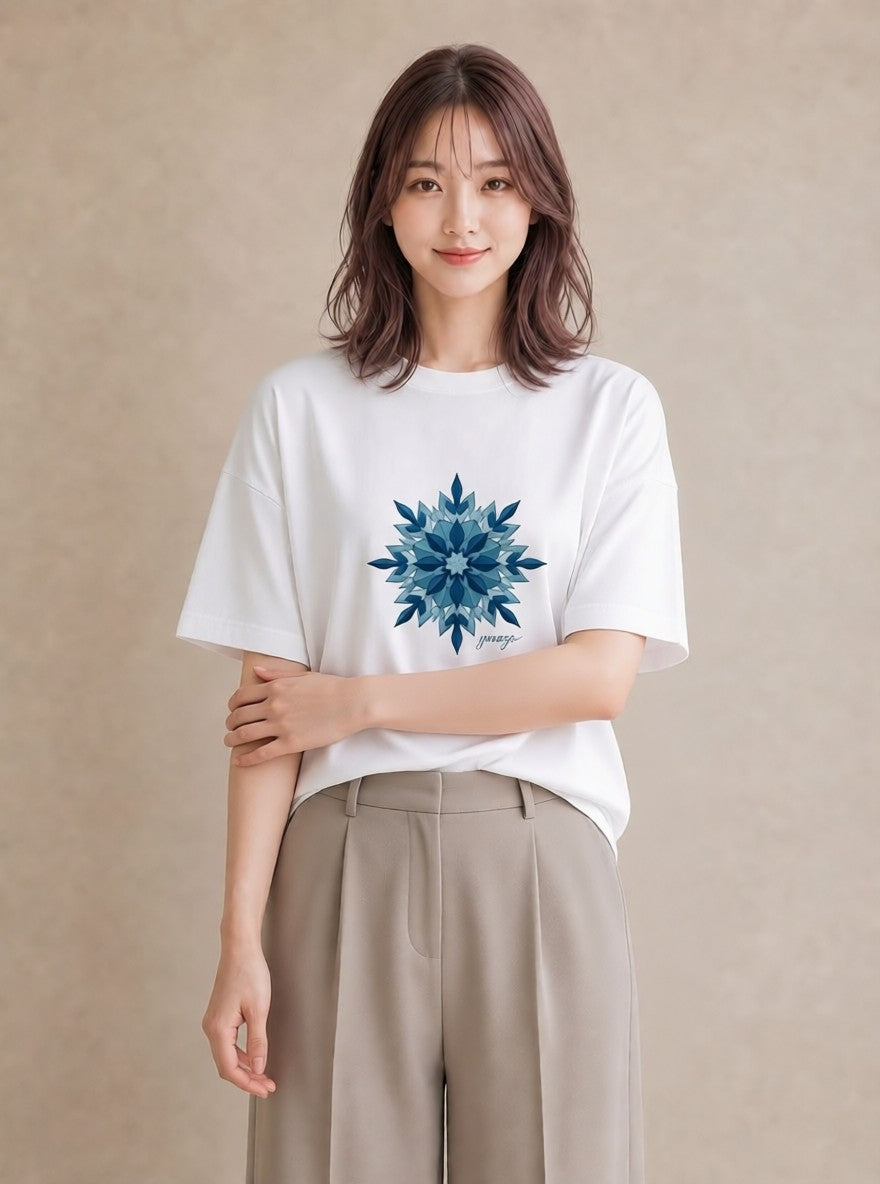 プリントTシャツ レディース 雪の結晶 星空 宇宙 イラスト フェミニン 通学 誕生日プレゼント 白T YMAZO